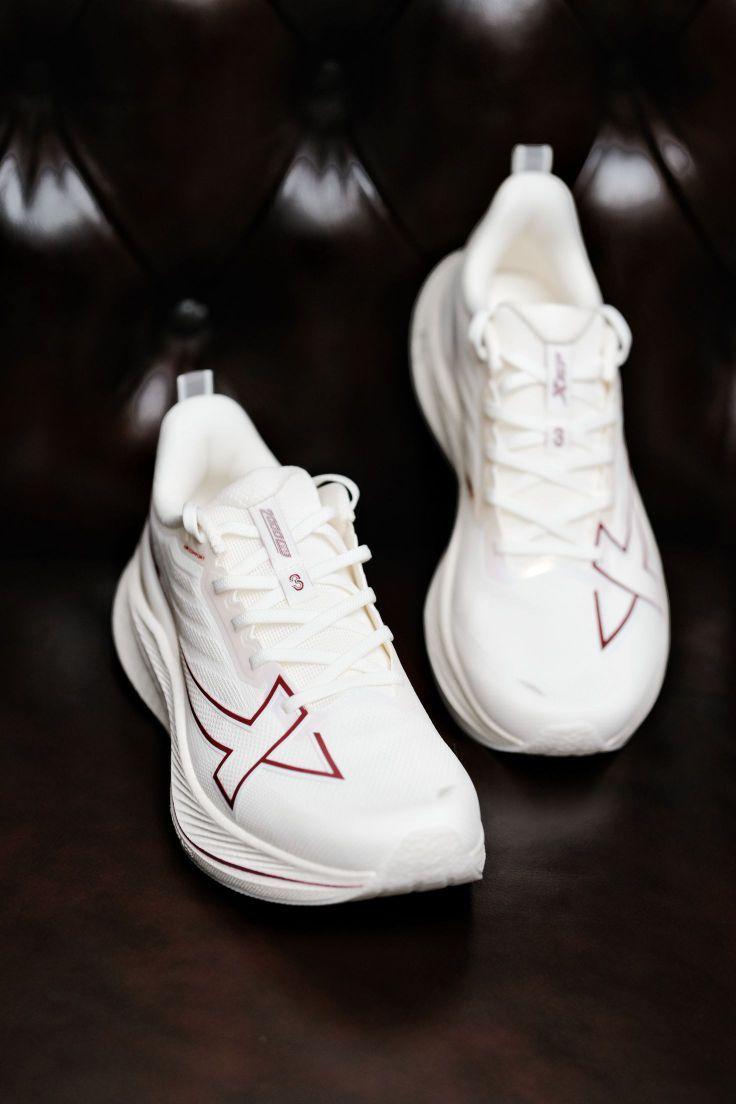 颜值性能兼备|双十一口粮跑鞋推荐